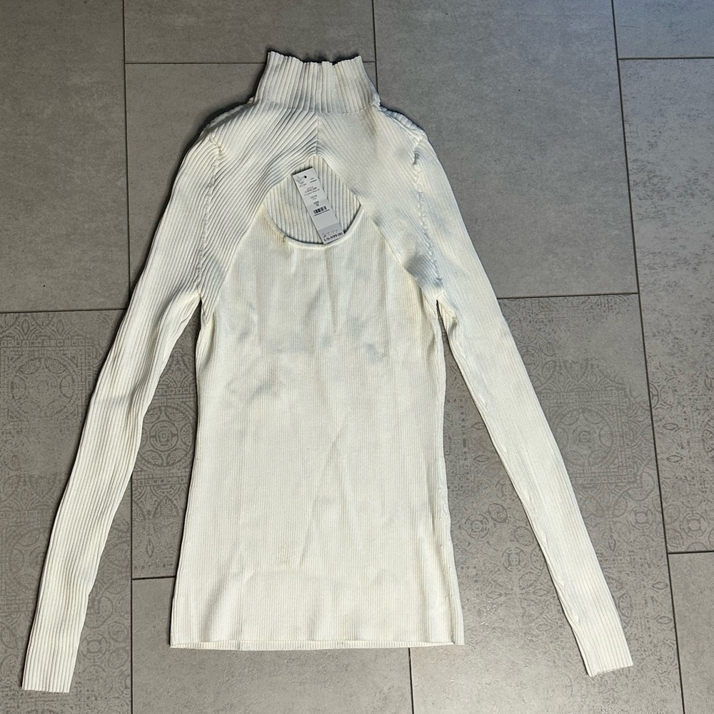 White House Black Market top